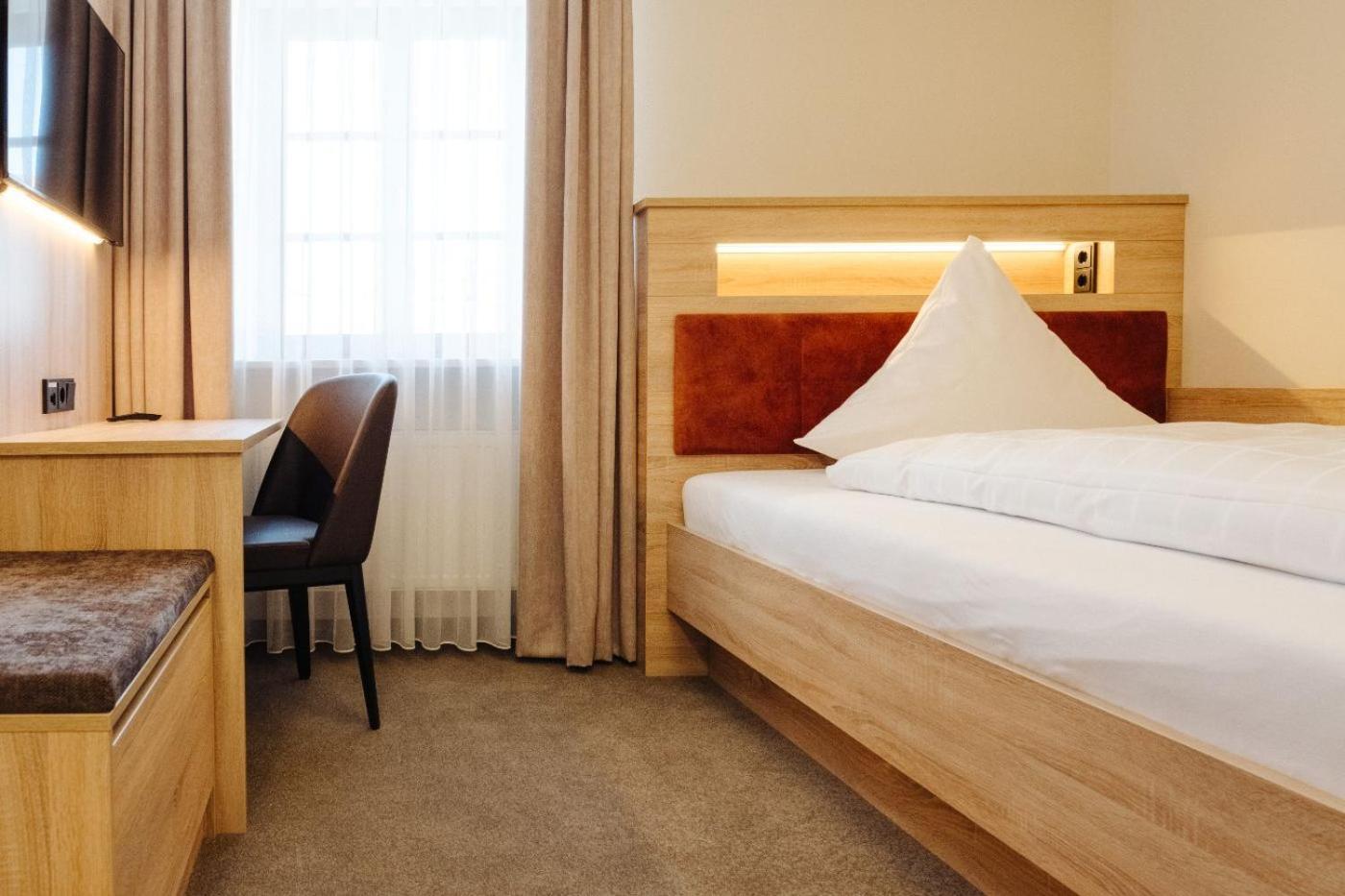 Hotel Sixt Rohr in Niederbayern Buitenkant foto