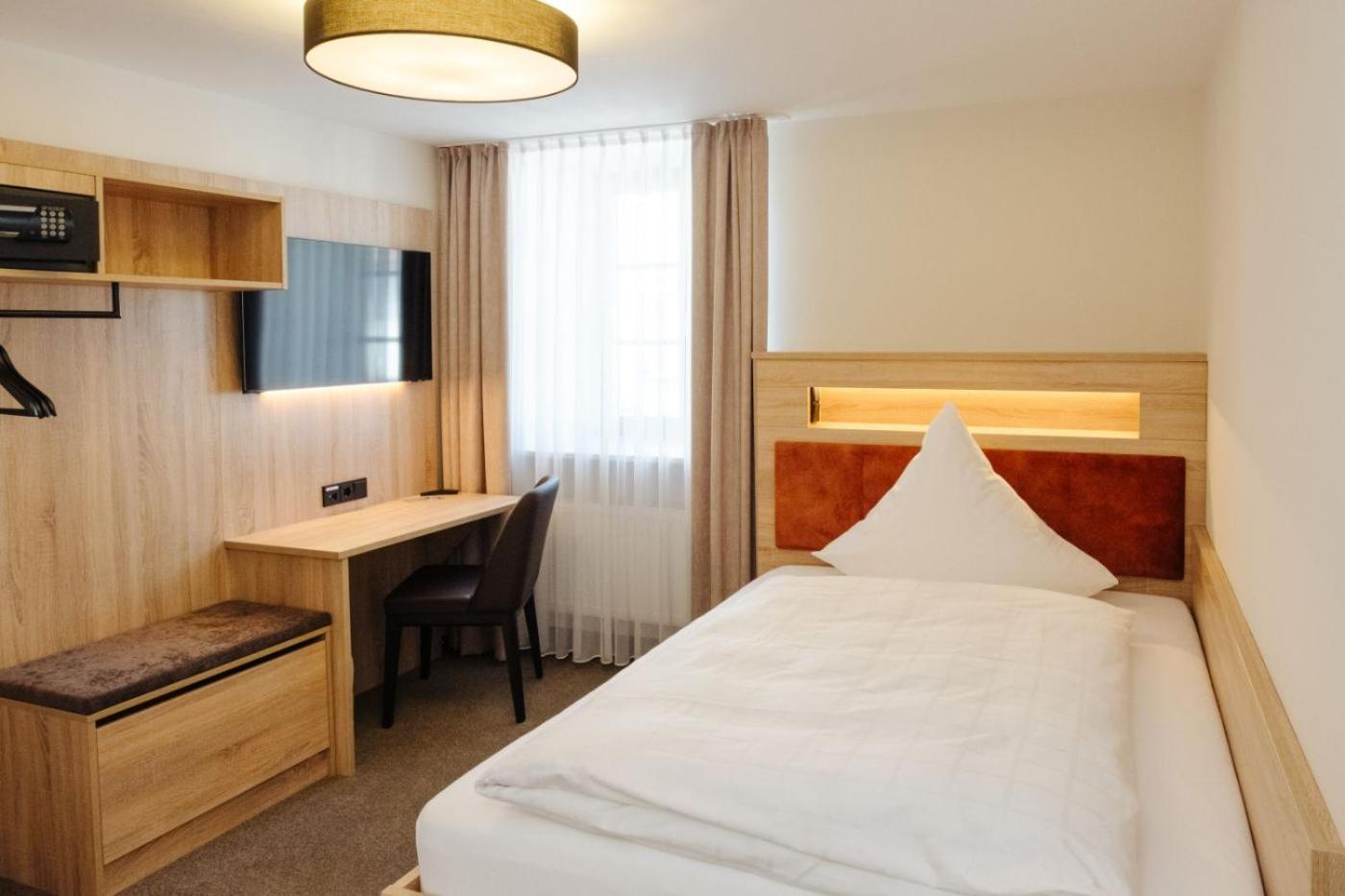 Hotel Sixt Rohr in Niederbayern Buitenkant foto
