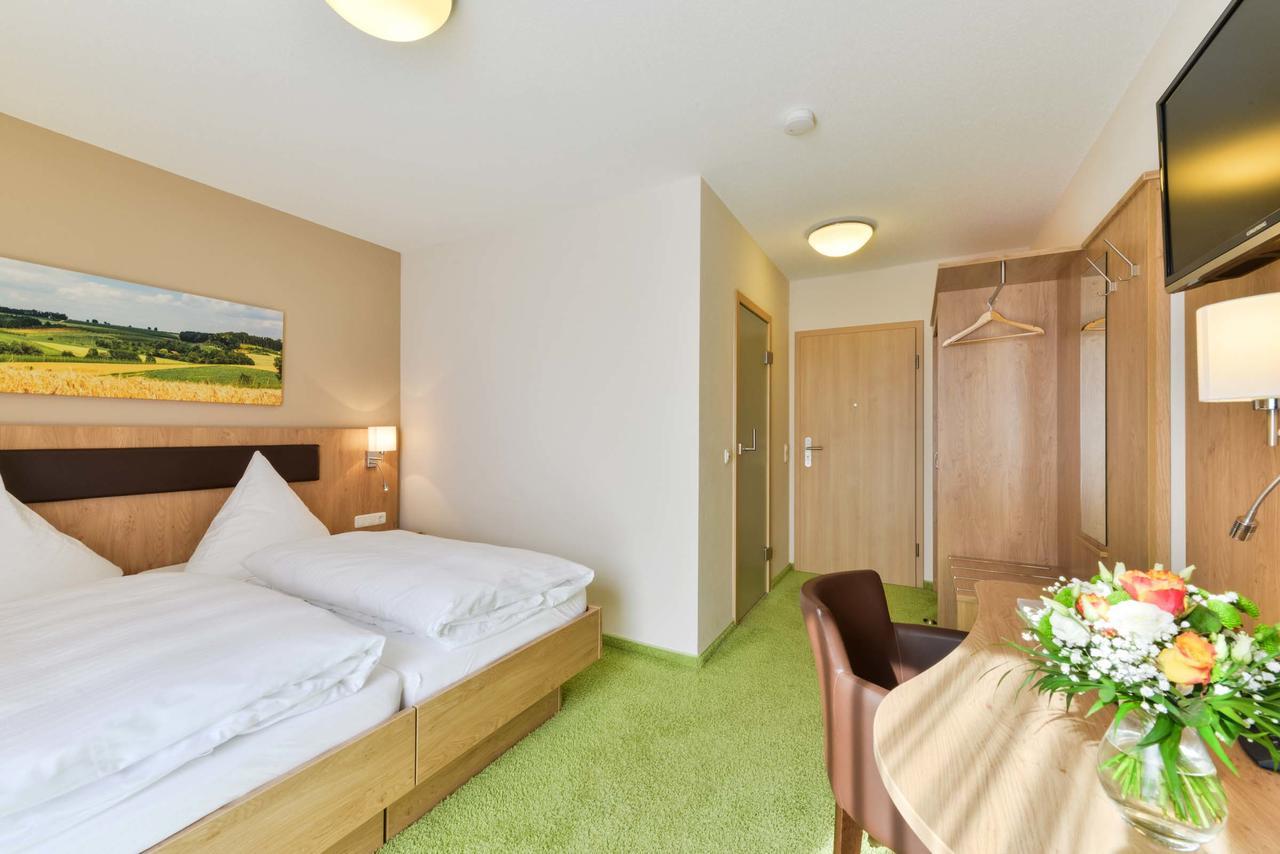 Hotel Sixt Rohr in Niederbayern Buitenkant foto