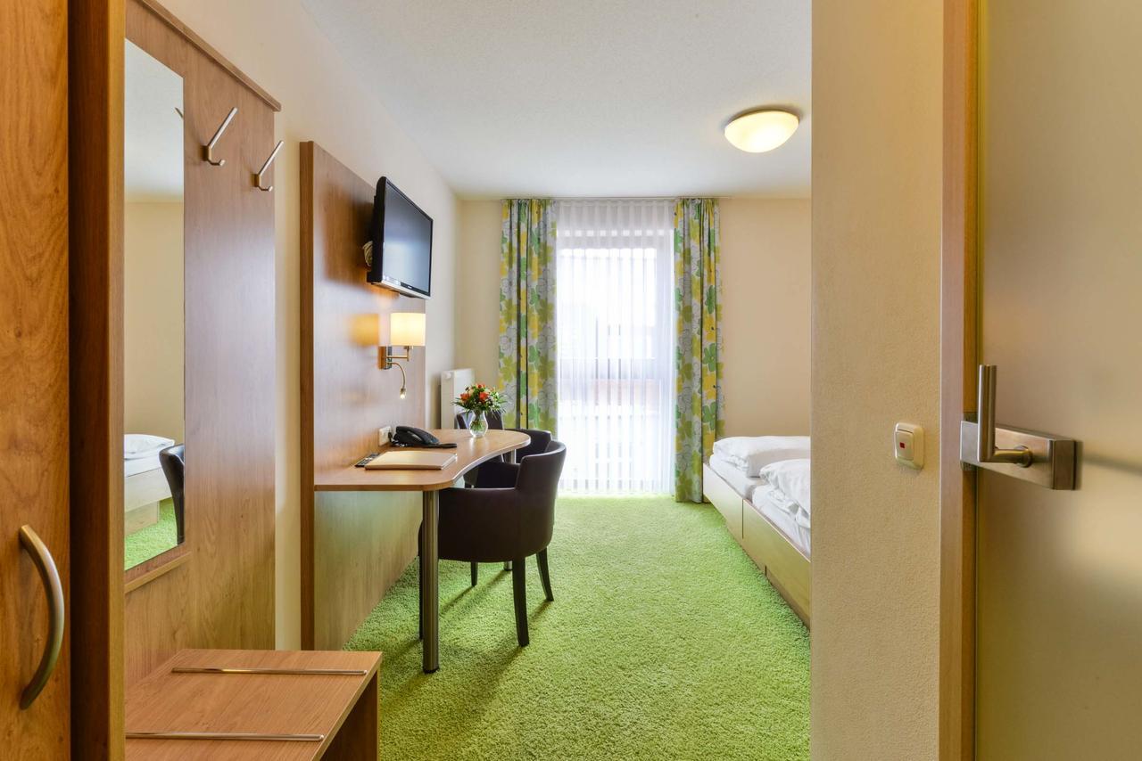 Hotel Sixt Rohr in Niederbayern Buitenkant foto